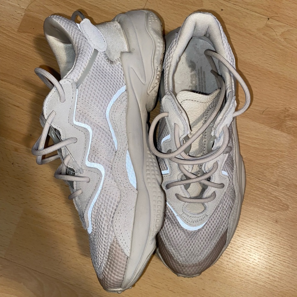 WOMENS 8/MENS6- White adidas X9000L4 running shoes with reflective strips